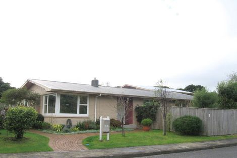 Photo of property in 4 Iti Grove, Waikanae, 5036