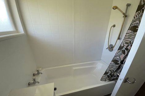 Photo of property in 5 Simpson Road, Ranui, Auckland, 0612