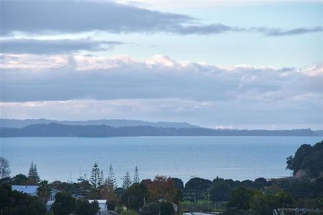 Photo of property in 5 Moera Place, Stanmore Bay, Whangaparaoa, 0932