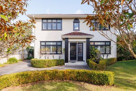 Photo of property in 70 Heretaunga Street, Palmerston North, 4414