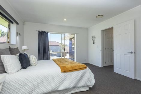Photo of property in 19 Merlot Heights, Huapai, Kumeu, 0810