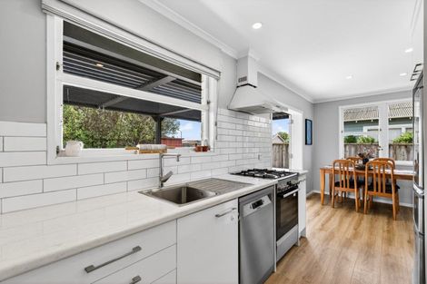 Photo of property in 813 Willowpark Road South, Akina, Hastings, 4122