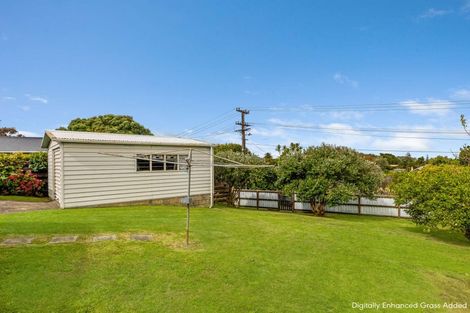 Photo of property in 10 Kaiwaka Road, Waiuku, 2123