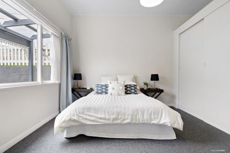 Photo of property in 26 Tanera Crescent, Brooklyn, Wellington, 6021