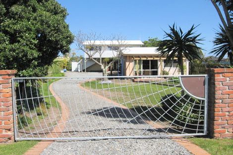 Photo of property in 468 Papamoa Beach Road, Papamoa Beach, Papamoa, 3118