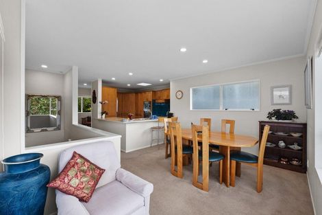 Photo of property in 2/10 Javelin Place, West Harbour, Auckland, 0618