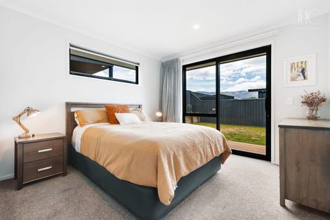 Photo of property in 10 Searle Drive, Cromwell, 9310