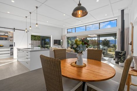 Photo of property in 12 Flora Dora Parade, Lake Hawea, Wanaka, 9382