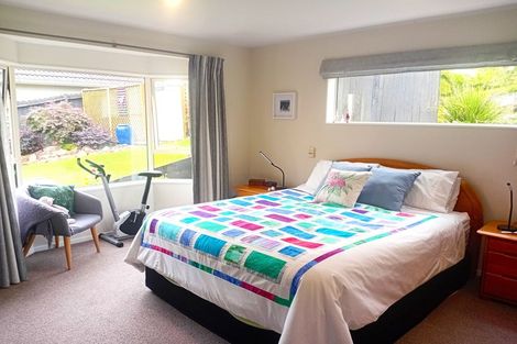 Photo of property in 3 Grovenor Drive, Orewa, 0931
