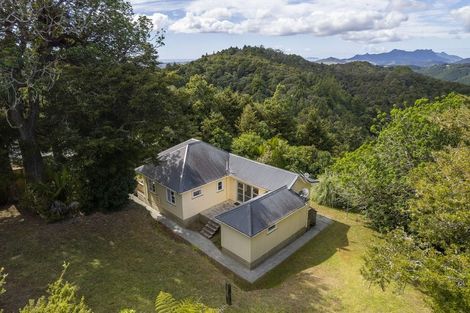 Photo of property in 37 Ngapuke Lane, Parua Bay, 0192
