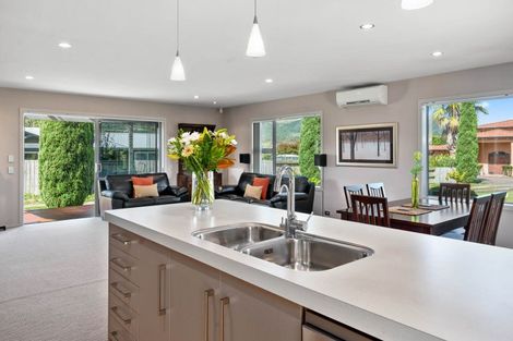 Photo of property in 9 Montgomery Crescent, Kinloch, Taupo, 3377