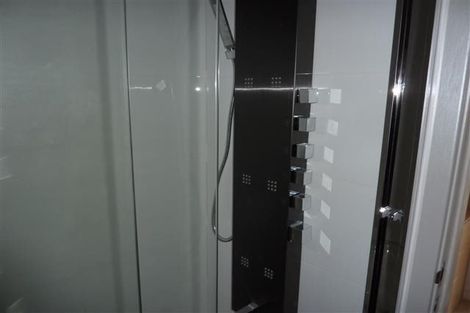 Photo of property in 162u6 Massey Street, Frankton, Hamilton, 3204