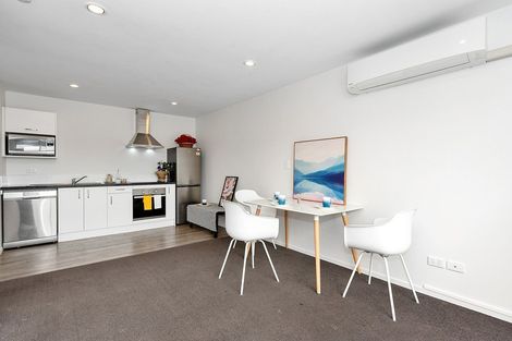 Photo of property in 100u6 Knighton Road, Hillcrest, Hamilton, 3216