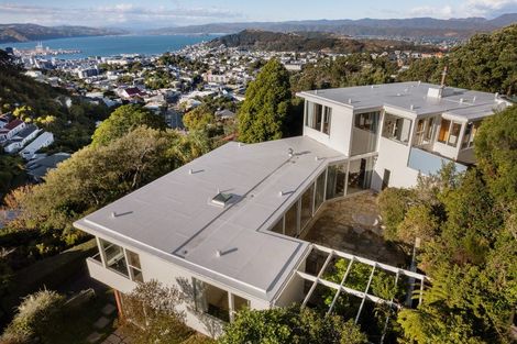 Photo of property in 79a Todman Street, Brooklyn, Wellington, 6021