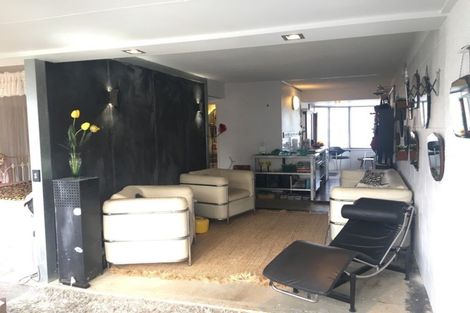 Photo of property in 40 Maunganui Road, Mount Maunganui, 3116