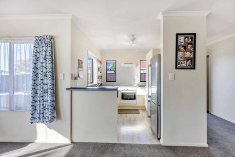 Photo of property in 142a Springs Road, Hornby, Christchurch, 8042