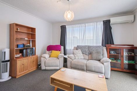 Photo of property in 2/61 Rochester Street, Linwood, Christchurch, 8062