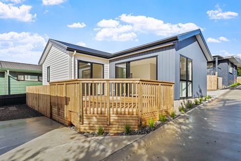 Photo of property in 19b Red Beach Road, Red Beach, 0932