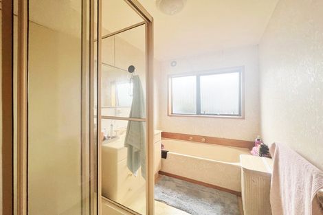 Photo of property in 26b Waller Avenue, Bucklands Beach, Auckland, 2012