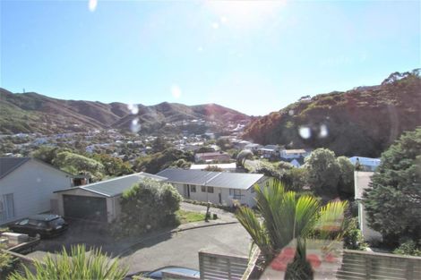 Photo of property in 64 Saddleback Grove, Karori, Wellington, 6012