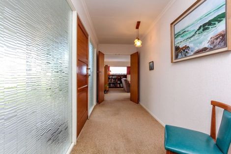 Photo of property in 5 Renown Place, Spotswood, New Plymouth, 4310