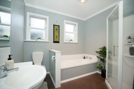 Photo of property in 4a Freyberg Street, Roslyn, Palmerston North, 4414