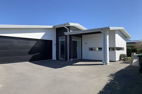 Photo of property in 16b Crown Close, Prebbleton, 7604