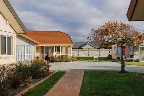 Photo of property in 6 Foxtail Fern, Kelvin Grove, Palmerston North, 4414