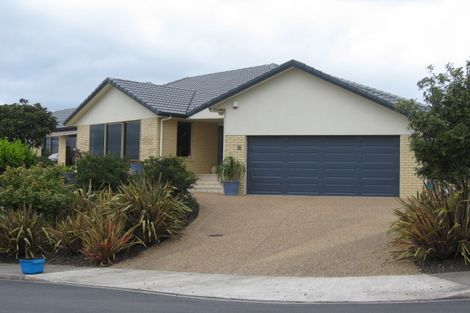 Photo of property in 25 Mariner Drive, Gulf Harbour, Whangaparaoa, 0930