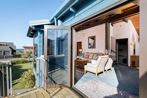 Photo of property in 15a Mayor View Terrace, Waihi Beach, 3611