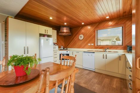 Photo of property in 20 Westbourne Avenue, Pomare, Rotorua, 3015