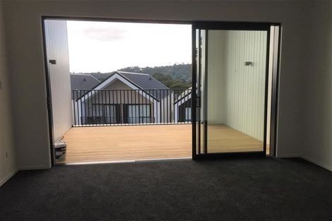 Photo of property in 84 Rangihina Road, Hobsonville, Auckland, 0616