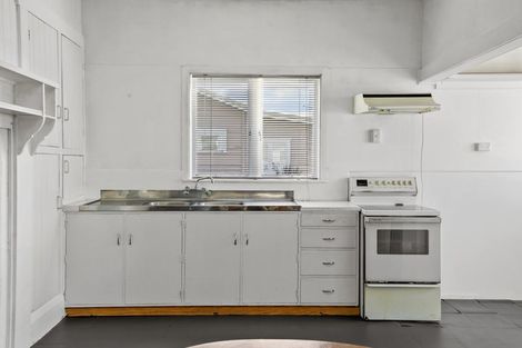 Photo of property in 56 Station Road, Paeroa, 3600