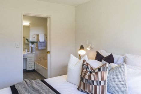 Photo of property in 9 Selwyn Street, Somerfield, Christchurch, 8024