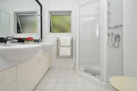 Photo of property in 82 Upper Harbour Drive, Greenhithe, Auckland, 0632