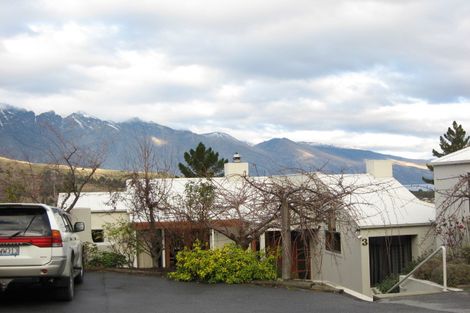 Photo of property in 3 Sunrise Lane, Queenstown, 9300