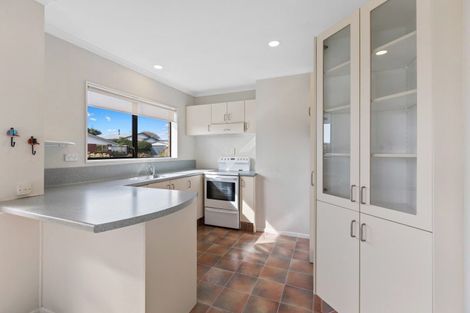 Photo of property in 1/156 Carrington Street, Lower Vogeltown, New Plymouth, 4310