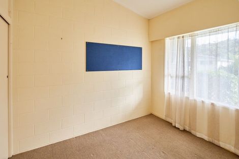 Photo of property in 7a Helvetia Grove, Naenae, Lower Hutt, 5011