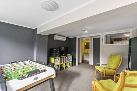 Photo of property in 50 Spencer Street, Crofton Downs, Wellington, 6035