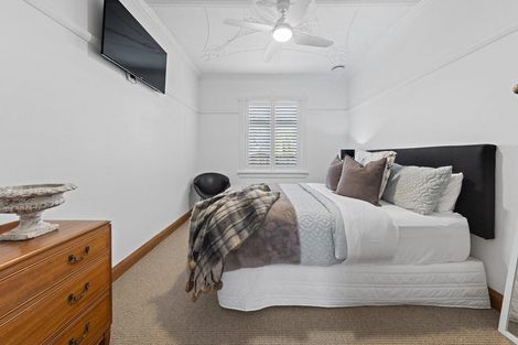 Photo of property in 59 Gilbert Street, New Plymouth, 4310