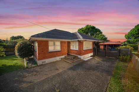 Photo of property in 63 Hallberry Road, Mangere East, Auckland, 2024