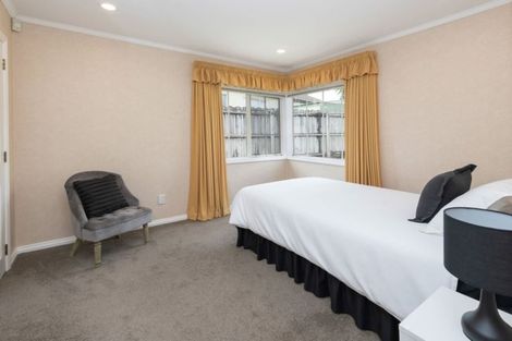 Photo of property in 7 Magilligan Close, East Tamaki Heights, Auckland, 2016