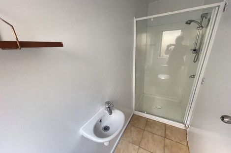 Photo of property in 9/8 Margan Avenue, New Lynn, Auckland, 0600