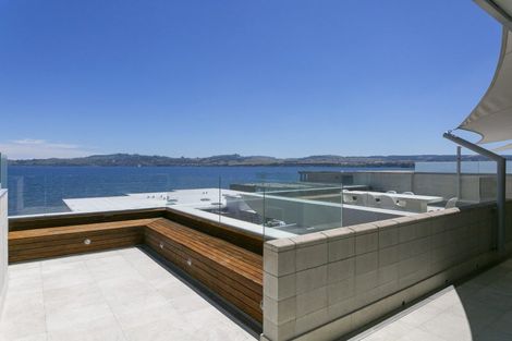 Photo of property in 225 Lake Terrace, Waipahihi, Taupo, 3330