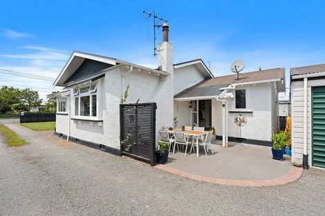 Photo of property in 15 Cambridge Terrace, Masterton, 5810