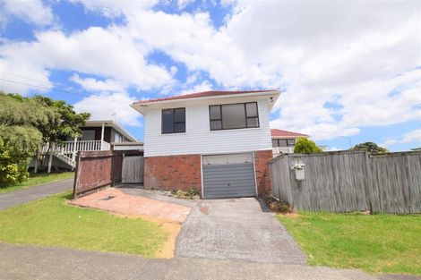Photo of property in 125 Mcleod Road, Te Atatu South, Auckland, 0610