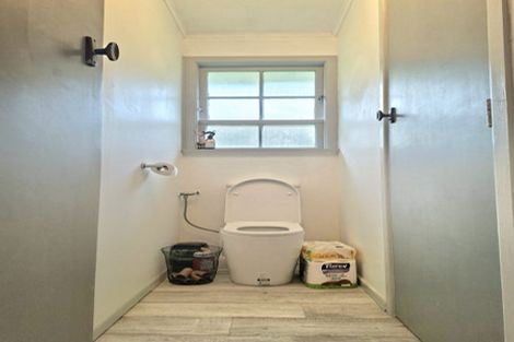 Photo of property in 49 Franklyn Road, Tawa, Wellington, 5028
