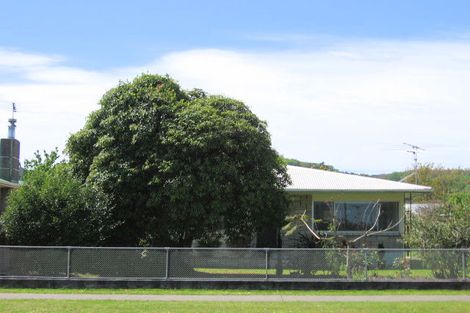 Photo of property in 377 Ormond Road, Riverdale, Gisborne, 4010