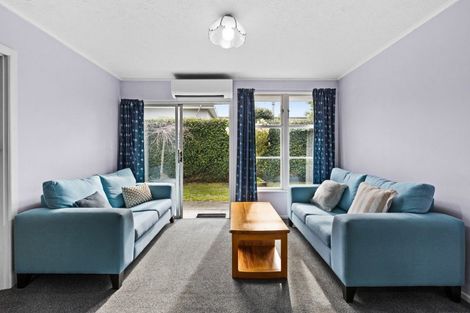 Photo of property in 3/10 Meeanee Quay, Westshore, Napier, 4110