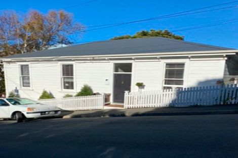 Photo of property in 49 Aurora Terrace, Kelburn, Wellington, 6012